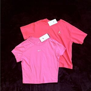 Nike Youth Bright Pink Short Sleeve Cropped Tees
